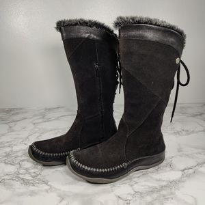 The North Face Janey Boots Size 7.5 Excellent condition! No flaws.